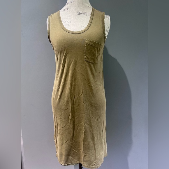 J. Crew Dresses & Skirts - J Crew sleeveless pocket dress color Catskill green size XS